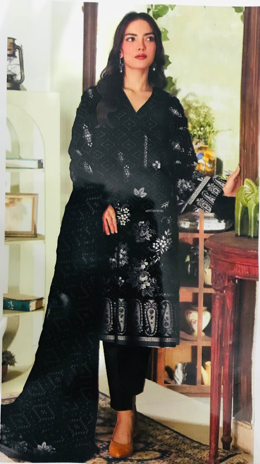 Digital Print Bana Dora Lawn Shirt With Voil Dupatta
