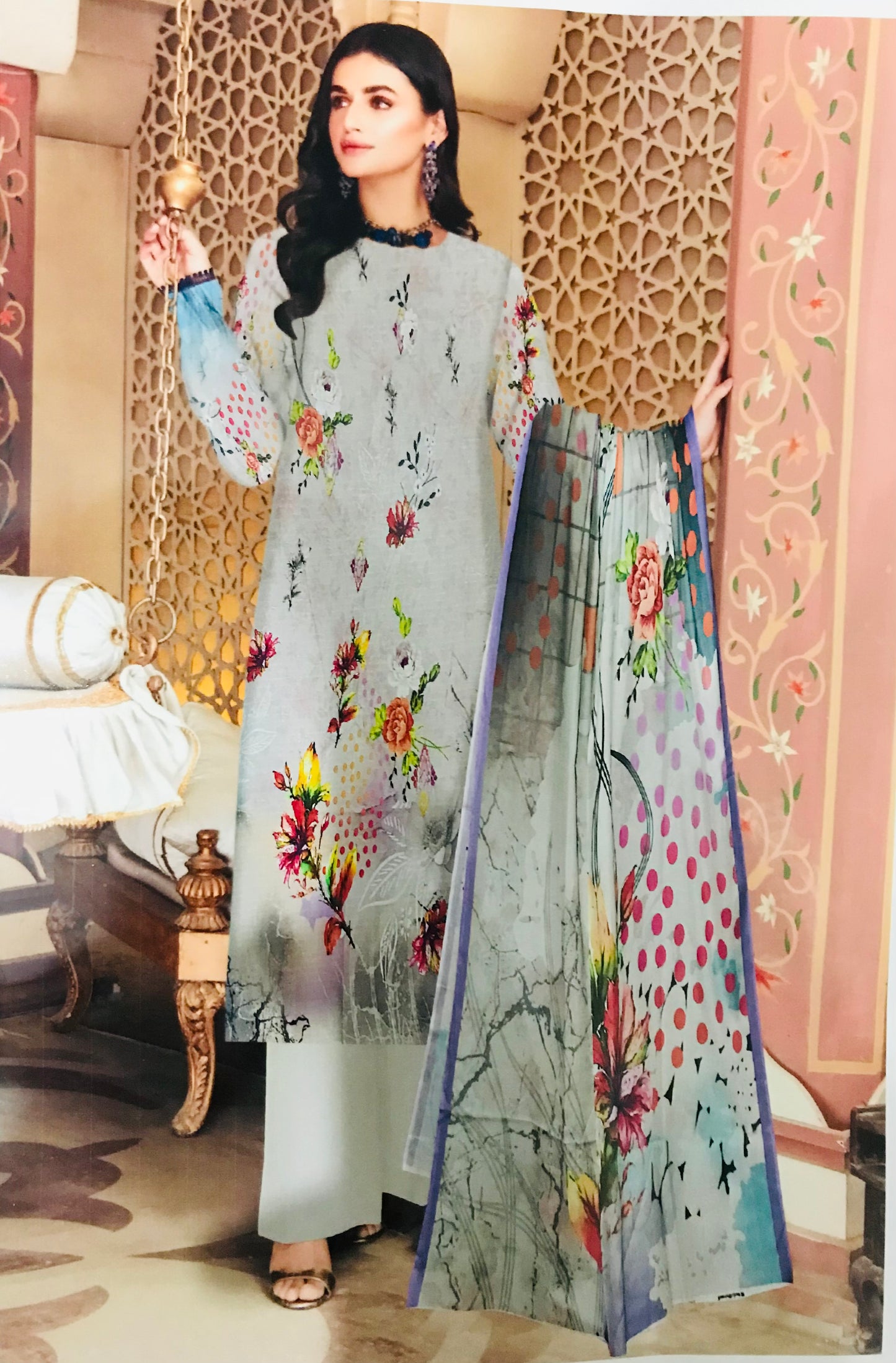 SANA SAFINAZ PRIMIUM LAWN  (Digital Print Lawn Bana Dora Shirt With Voil Dupatta