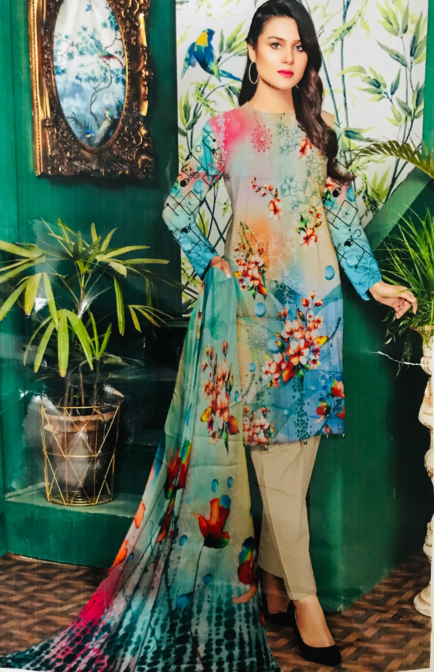 SANA SAFINAZ PRIMIUM LAWN  (Digital Print Lawn Bana Dora Shirt With Voil Dupatta)